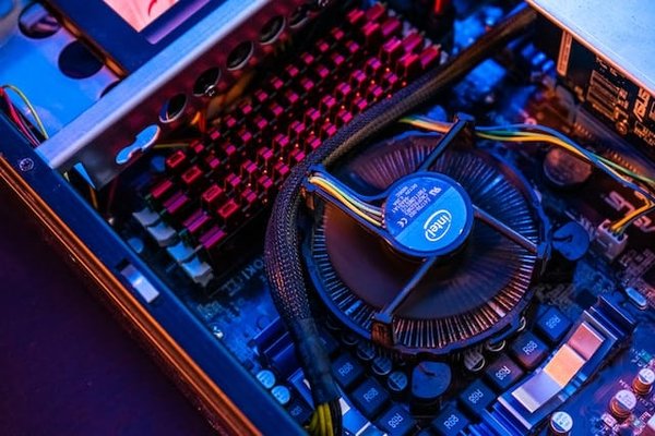 Comment réparer le ventilateur bruyant de votre PC ?